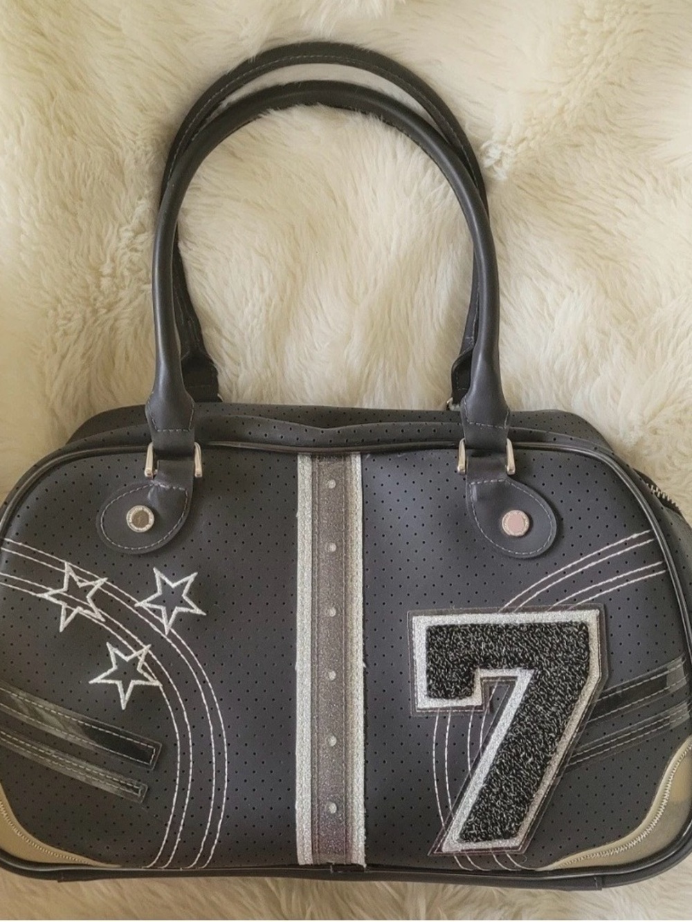 Nicky Hilton X Samantha thavasa 7 bag *rare*
